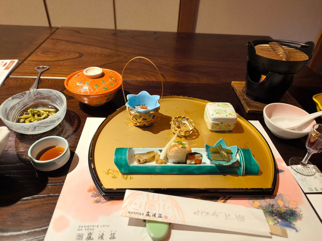 嵐渓荘旅馆主图