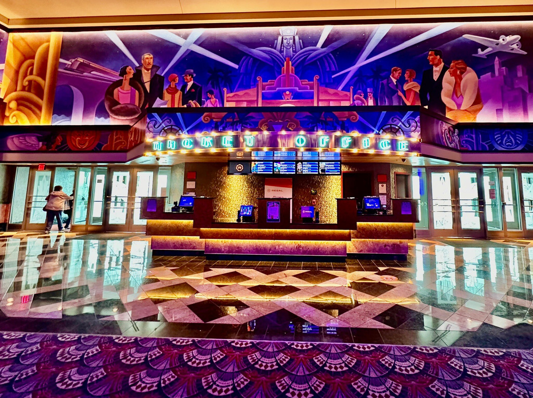 Regal Warren theater-Midwest City必去景点