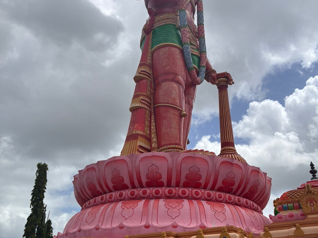 Dattatreya Temple and Hanuman Statue-西班牙港必去景点