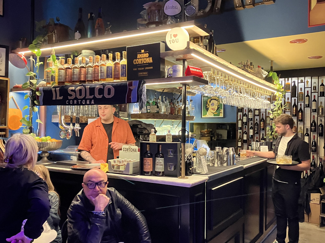 圣米歇尔酒店主图