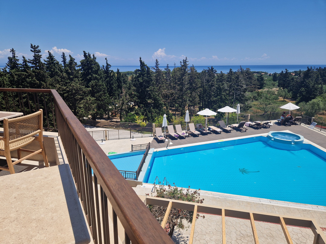 Gerakas Belvedere Luxury Suites and Spa主图