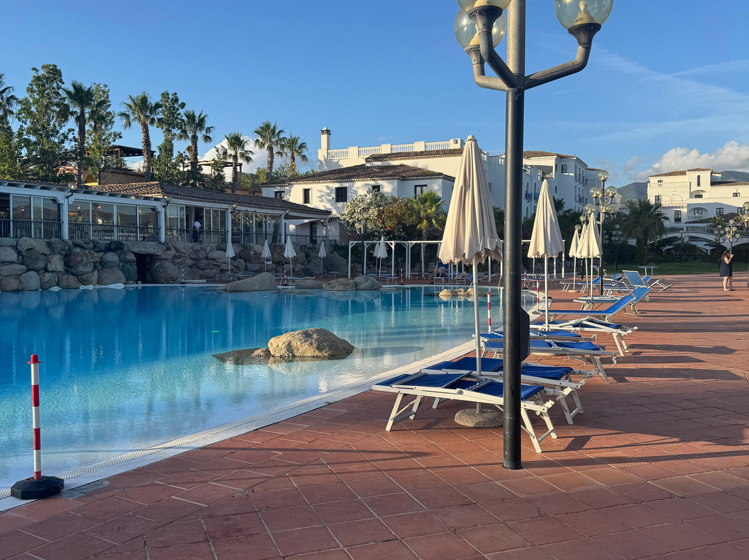 Phi Hotel Sighientu主图