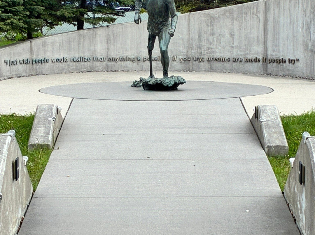Terry Fox Monument-圣约翰必去景点