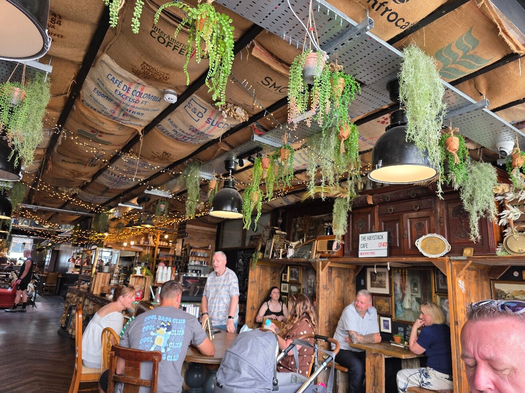 Haystack Cafe