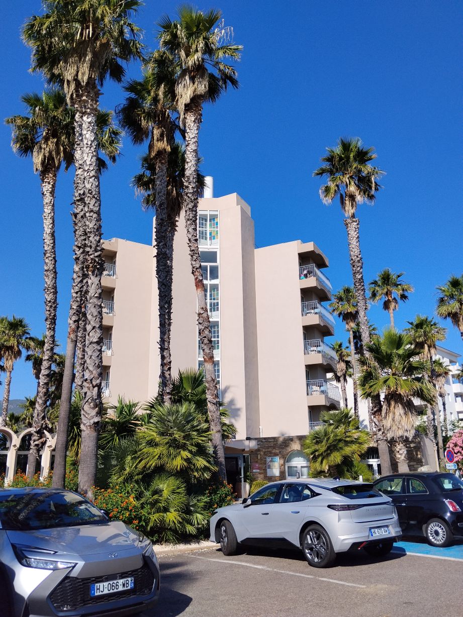 奥斯特拉餐厅 Spa 酒店-旅行者