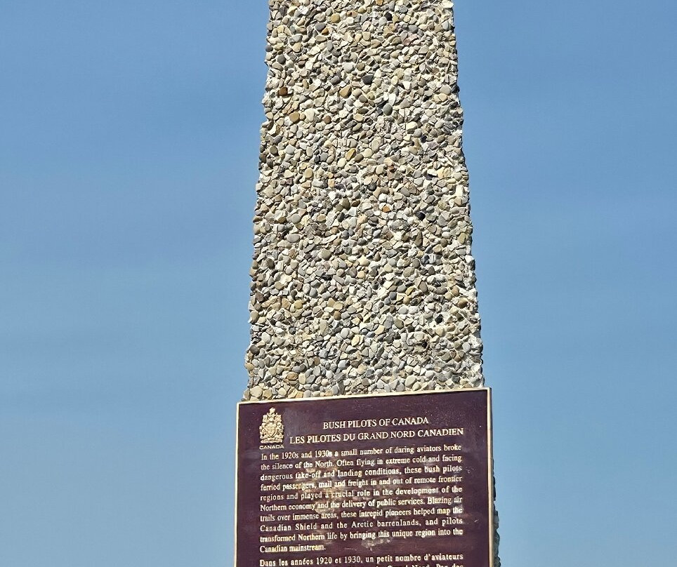 Bush Pilot's Monument-黄刀镇必去景点