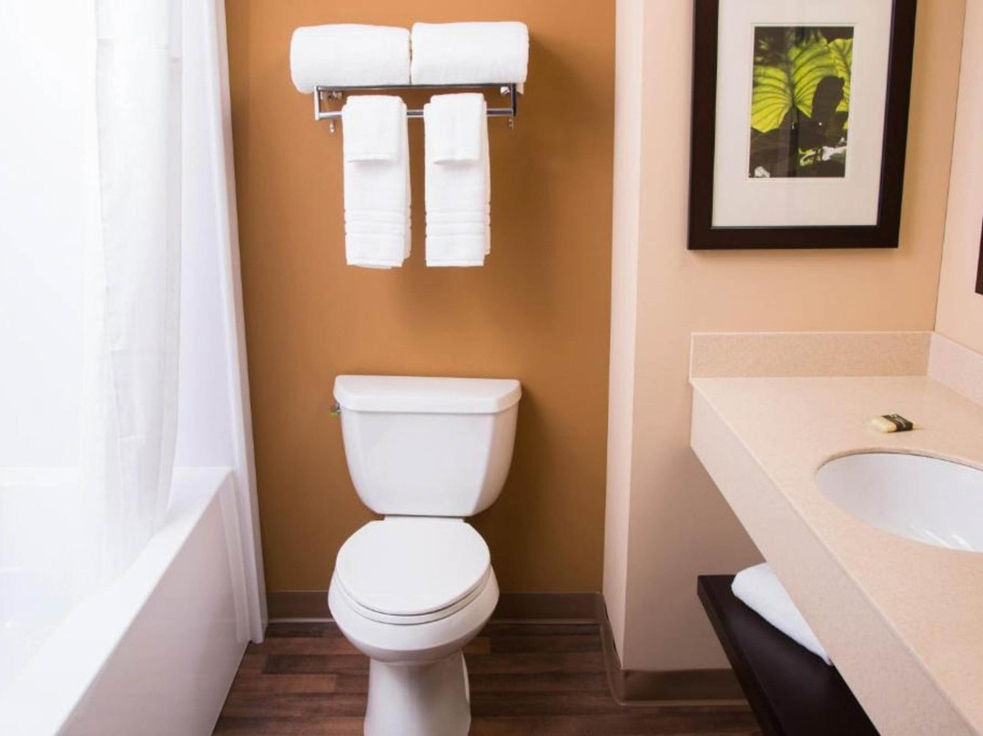 Motel 6 Suites Chicago Lisle IL