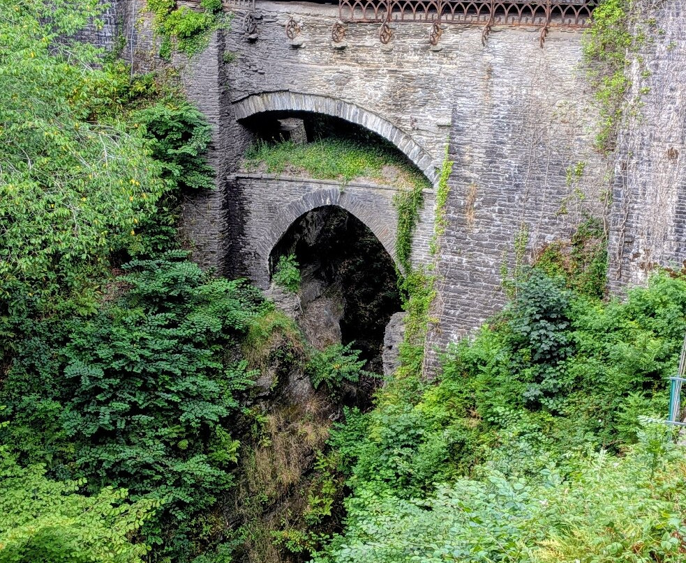 Devil's Bridge Waterfalls-Devil's Bridge (Pontarfynach)必去景点