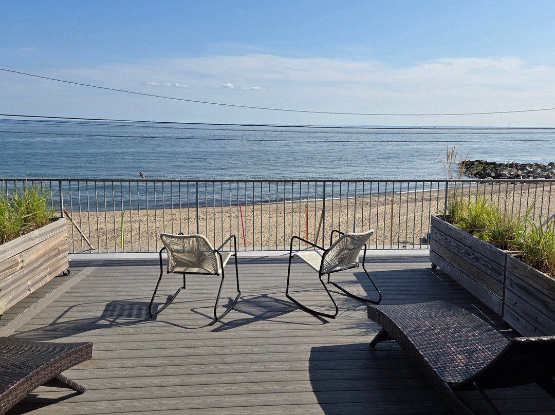 The Surfside Hotel主图