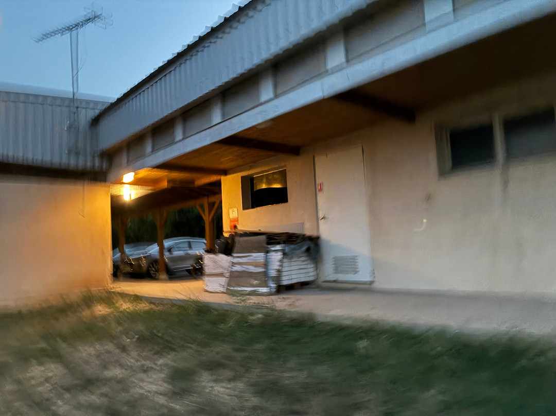 老农场罗吉斯餐厅酒店主图