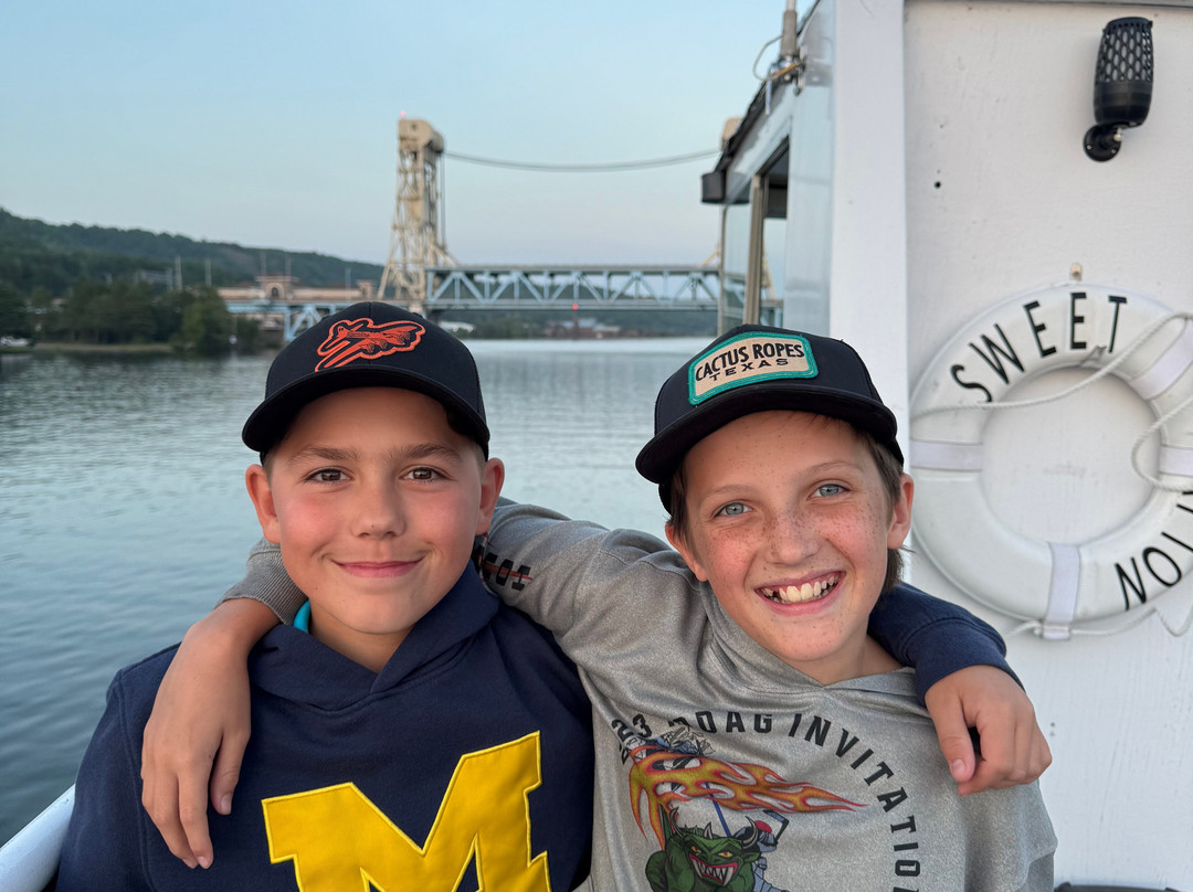 Keweenaw Boat Tours-霍顿必去景点
