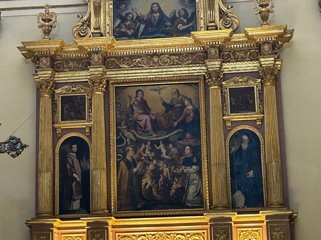 Chiesa di Santa Maria del Suffragio-拉奎拉必去景点