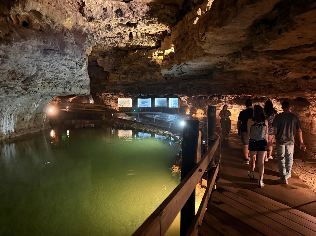 Stark Caverns-Eldon必去景点