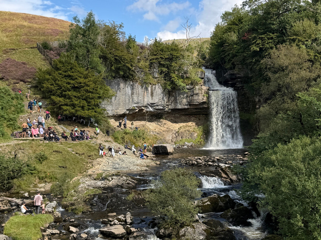 英格尔顿瀑布步道-Ingleton必去景点