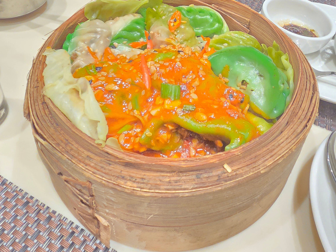 罗纳瓦拉兰花酒店主图