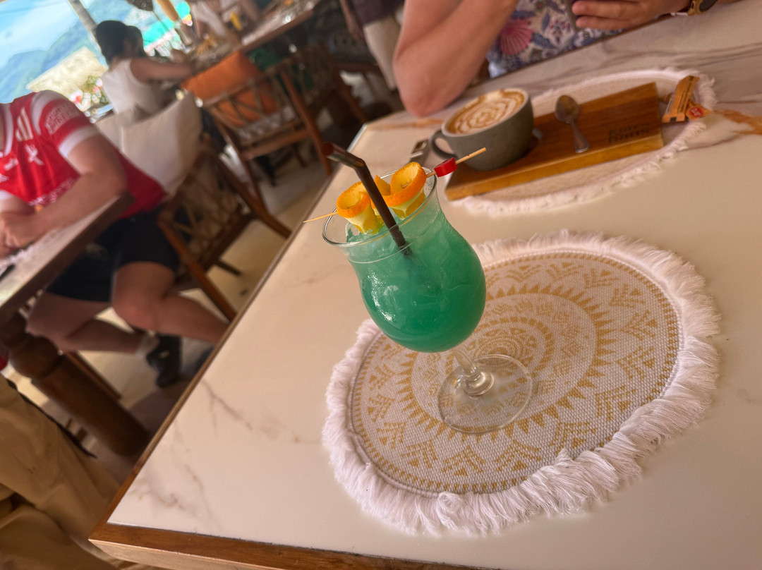 Kan's Haus Cafe & Bistro