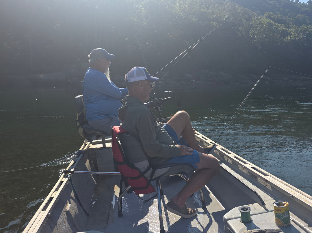 Cotter Trout Dock Guided Trout Fishing Tours-Cotter必去景点