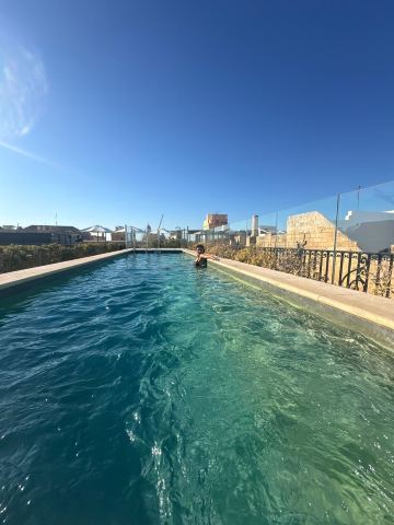 戈梅里诺酒店-旅行者