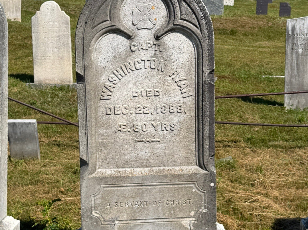 North Edgecomb Cemetery-Edgecomb必去景点