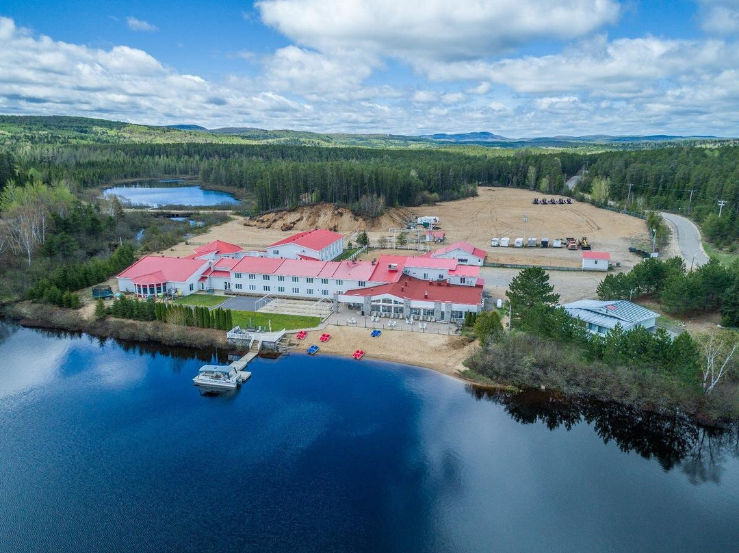 Saint Michel des Saints酒店住宿-Auberge Le Cabanon