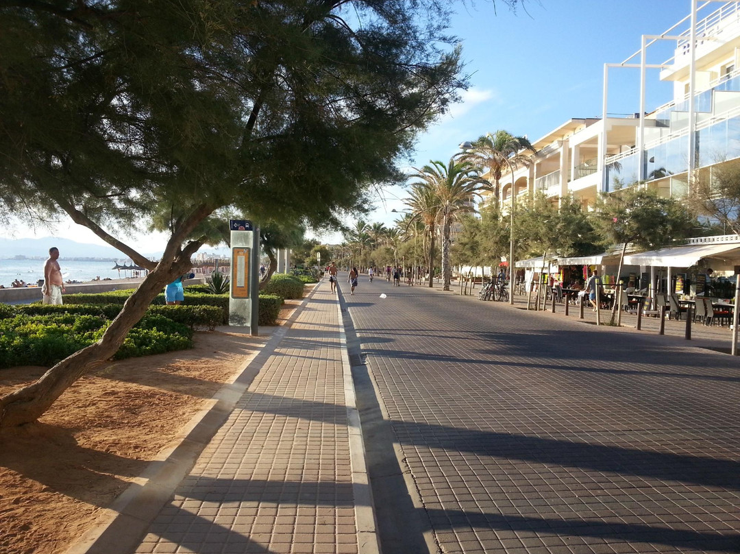 普拉亚格兰德酒店