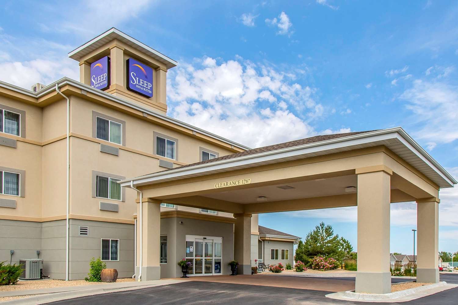 Sleep Inn & Suites-官方