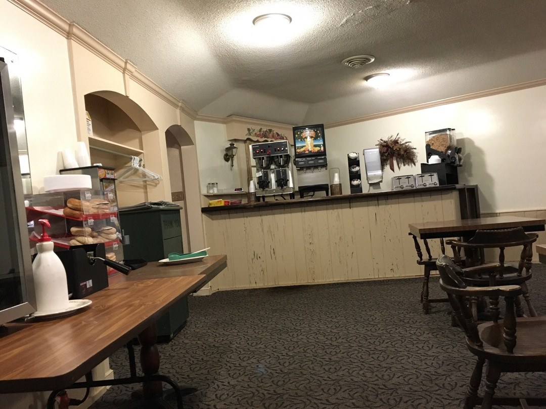 Americas Best Value Inn Jamestown