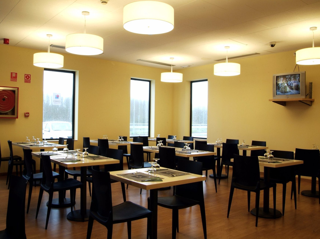 AS Hotel Ponferrada主图