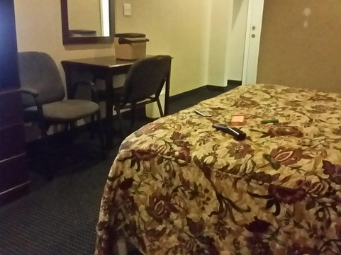 Elmendorf酒店住宿-Pecan Valley Inn