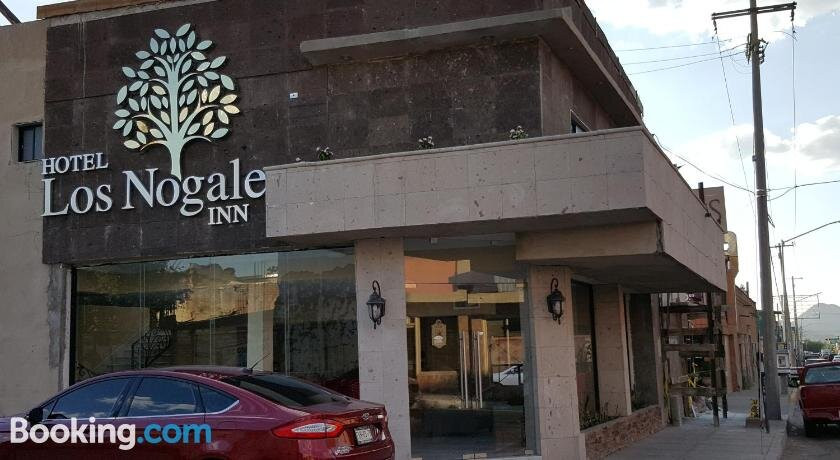 Los Nogales Inn