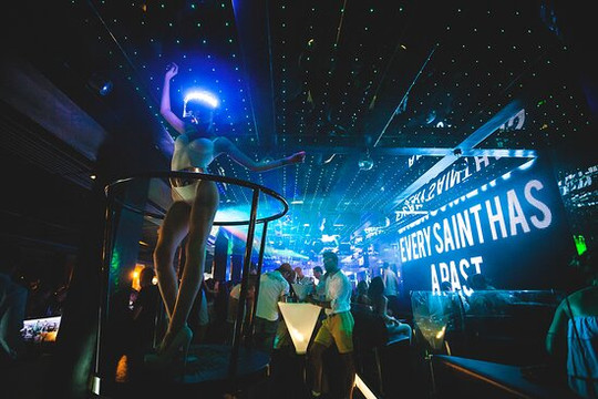 Saint & Sinner-波雷奇必去景点