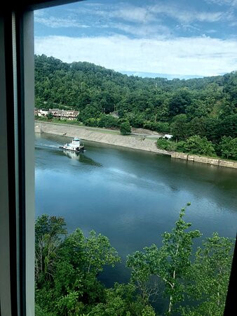 海滨广场酒店主图