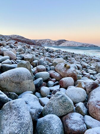 Dragon Eggs Beach景点图片