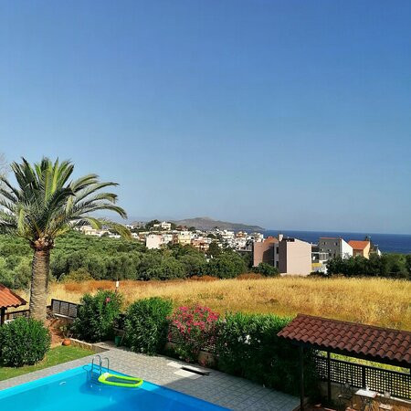 Argo Apartments主图