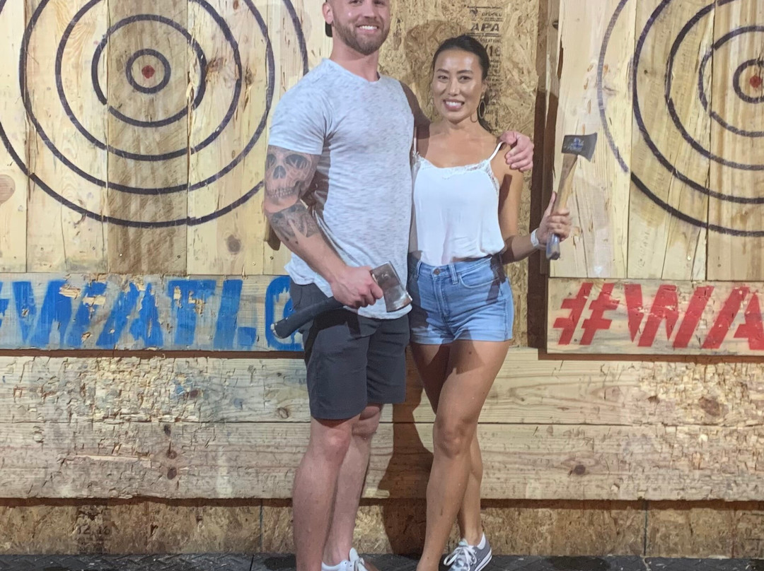 Hatchet Hangout - Axe Throwing St Pete-圣彼德斯堡必去景点