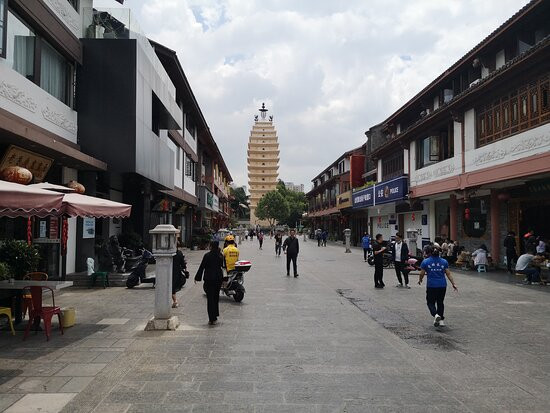 东寺塔景点图片