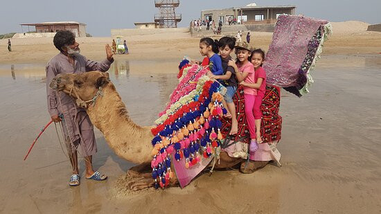 Hawks Bay-卡拉奇必去景点