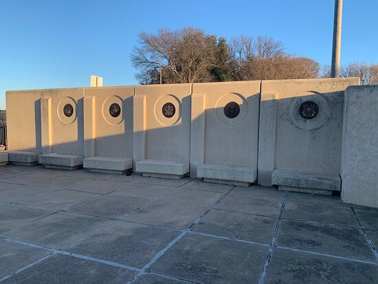 Vietnam Veterans Memorial景点图片