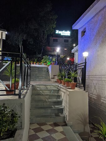 苏黎世度假村主图