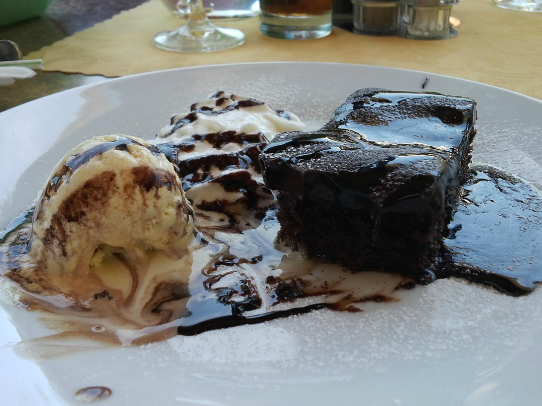 Groissenbrunn餐馆和美食-W Hotel Restauracia