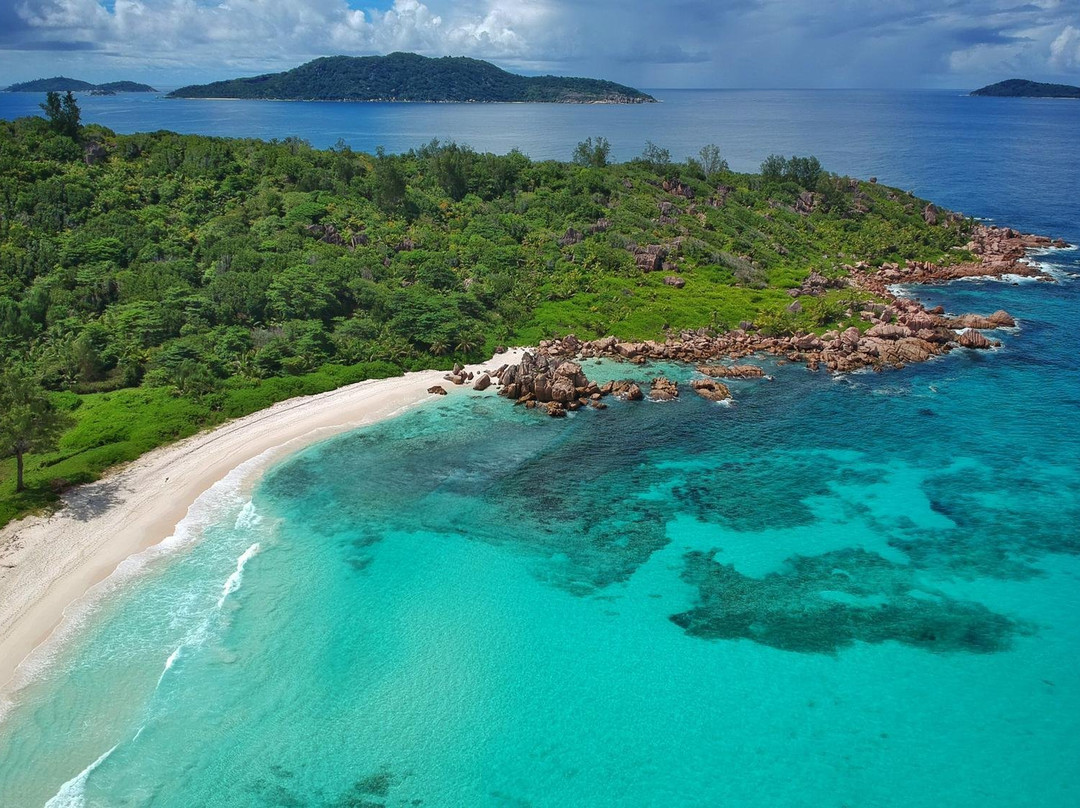 Anse Coco Beach景点图片