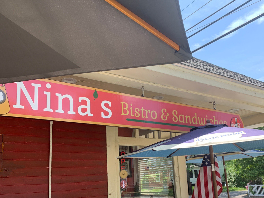 Nina's Bistro & Sandwiches