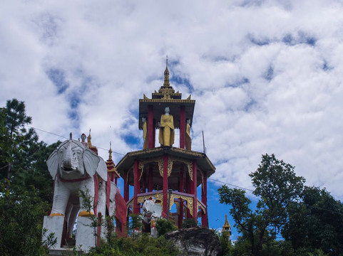 Taung Pu Lu Monastery