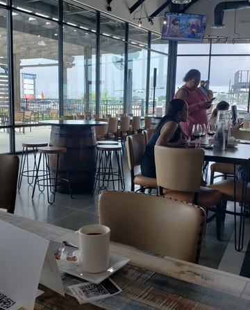 Waters Edge Winery And Bistro