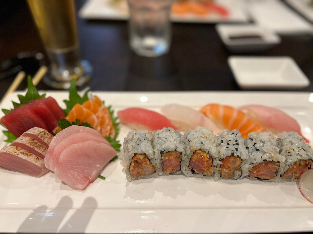 Kira Sushi