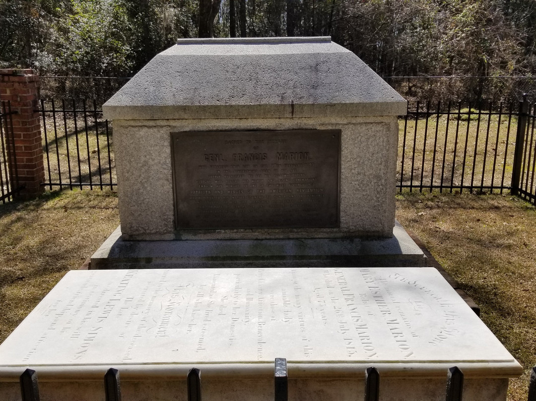 Francis Marion gravesite景点图片