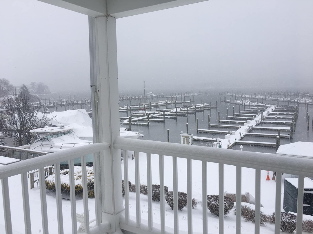 Inn at Harbor Hill Marina主图