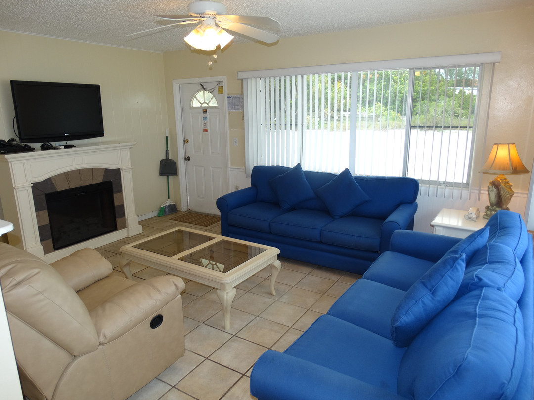 White Sands Beach Resort主图