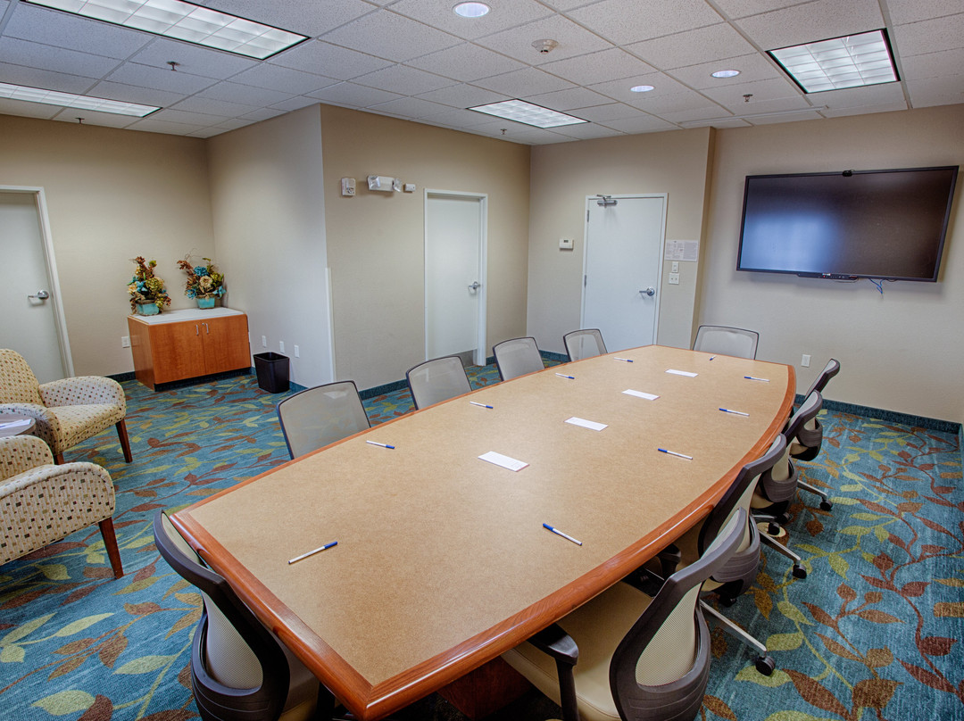 Candlewood Suites Fargo-N. Dakota State Univ. by IHG主图