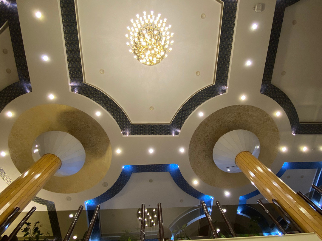 德拉敦纸牌酒店主图